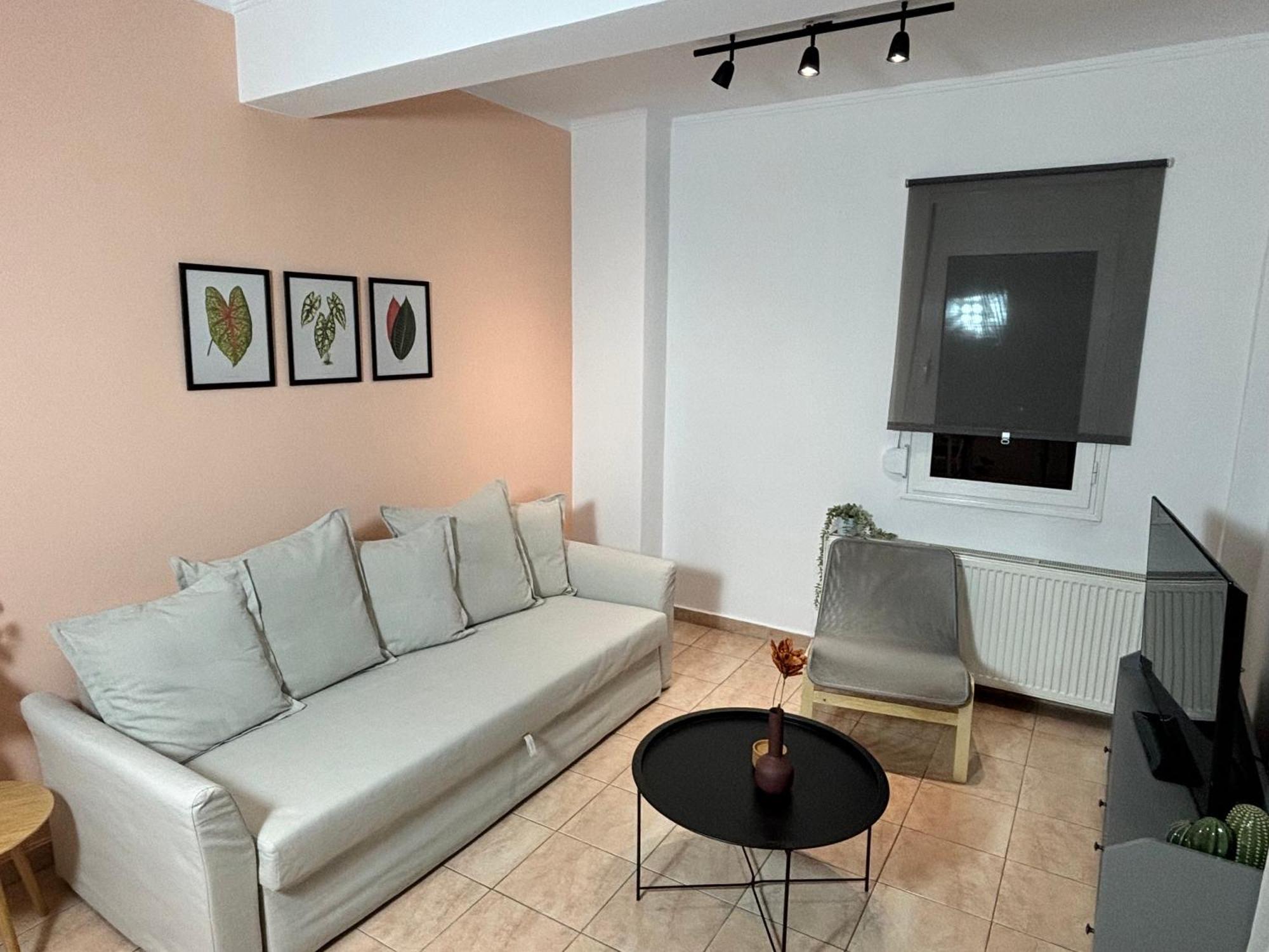 Peachy & Cozy Apartment Serres Bagian luar foto